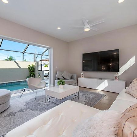Vacation Home With Pool. 4 Bedrooms. Sleeps 10 North North Naples Eksteriør bilde