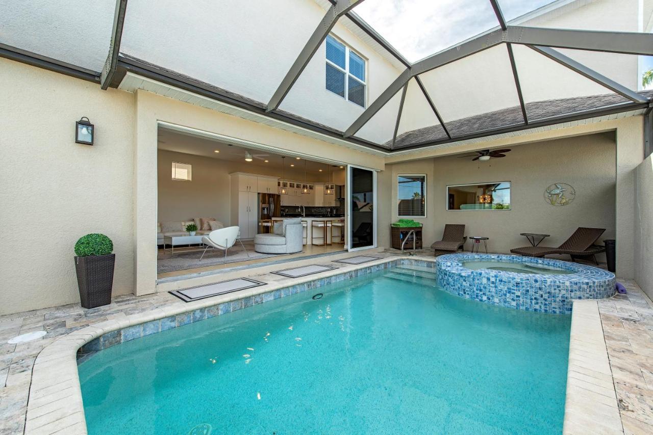 Vacation Home With Pool. 4 Bedrooms. Sleeps 10 North North Naples Eksteriør bilde